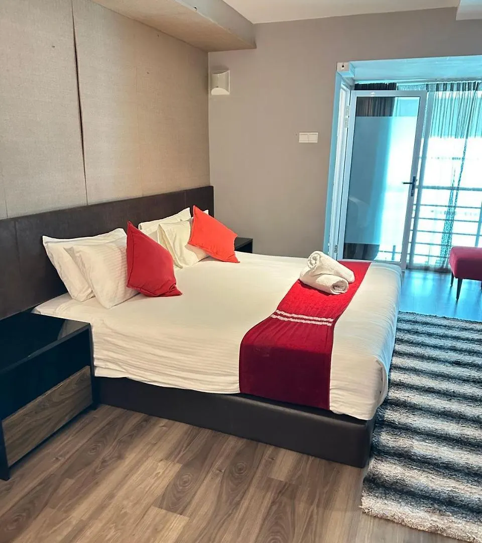 Happysty By Golden Hour Maritime Suite George Town