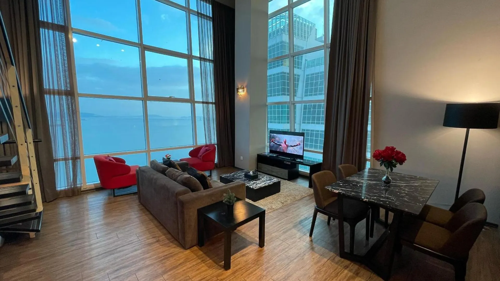 Hotel apartamentowy Happysty By Golden Hour Maritime Suite George Town
