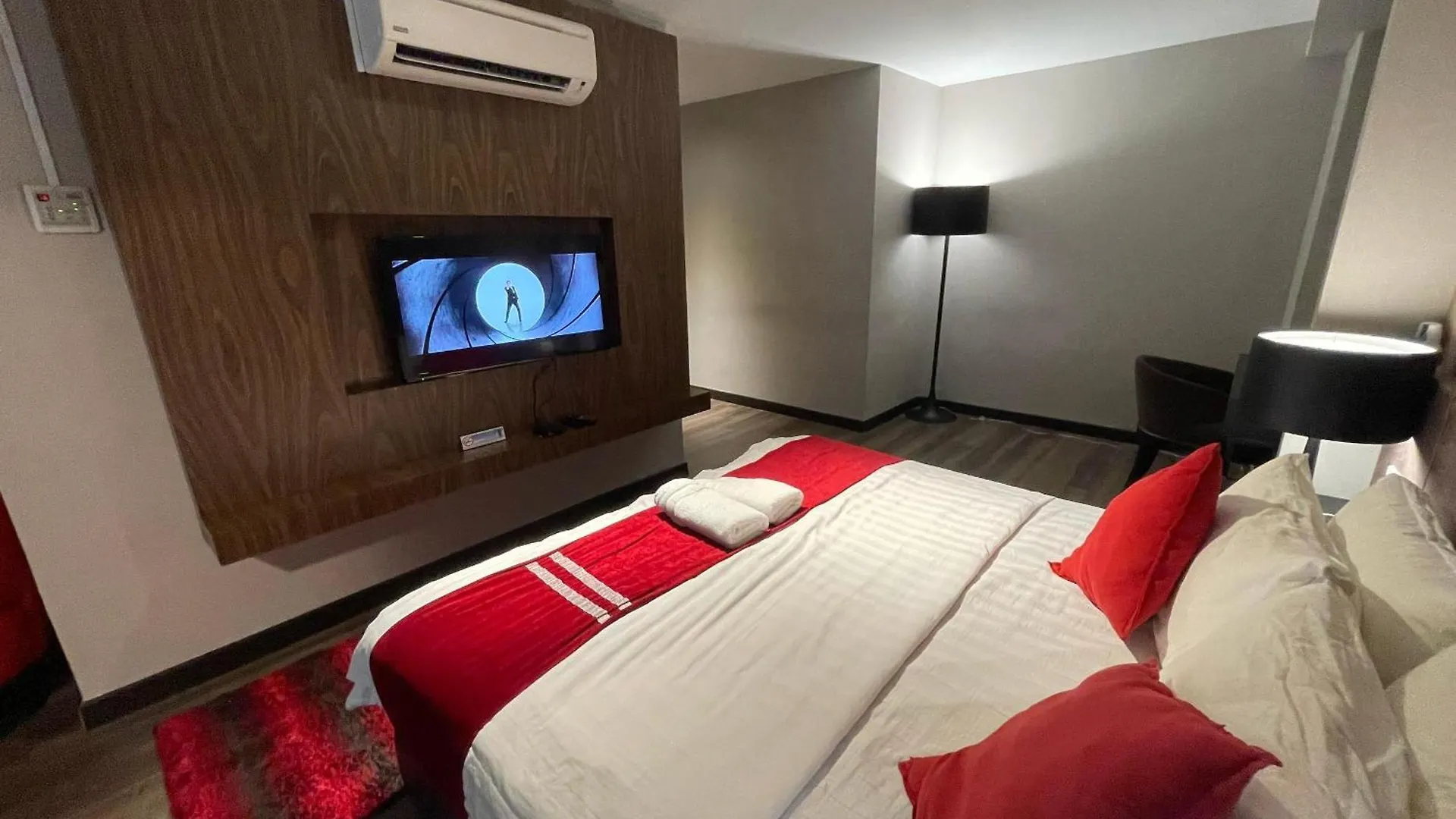 Hotel apartamentowy Happysty By Golden Hour Maritime Suite George Town