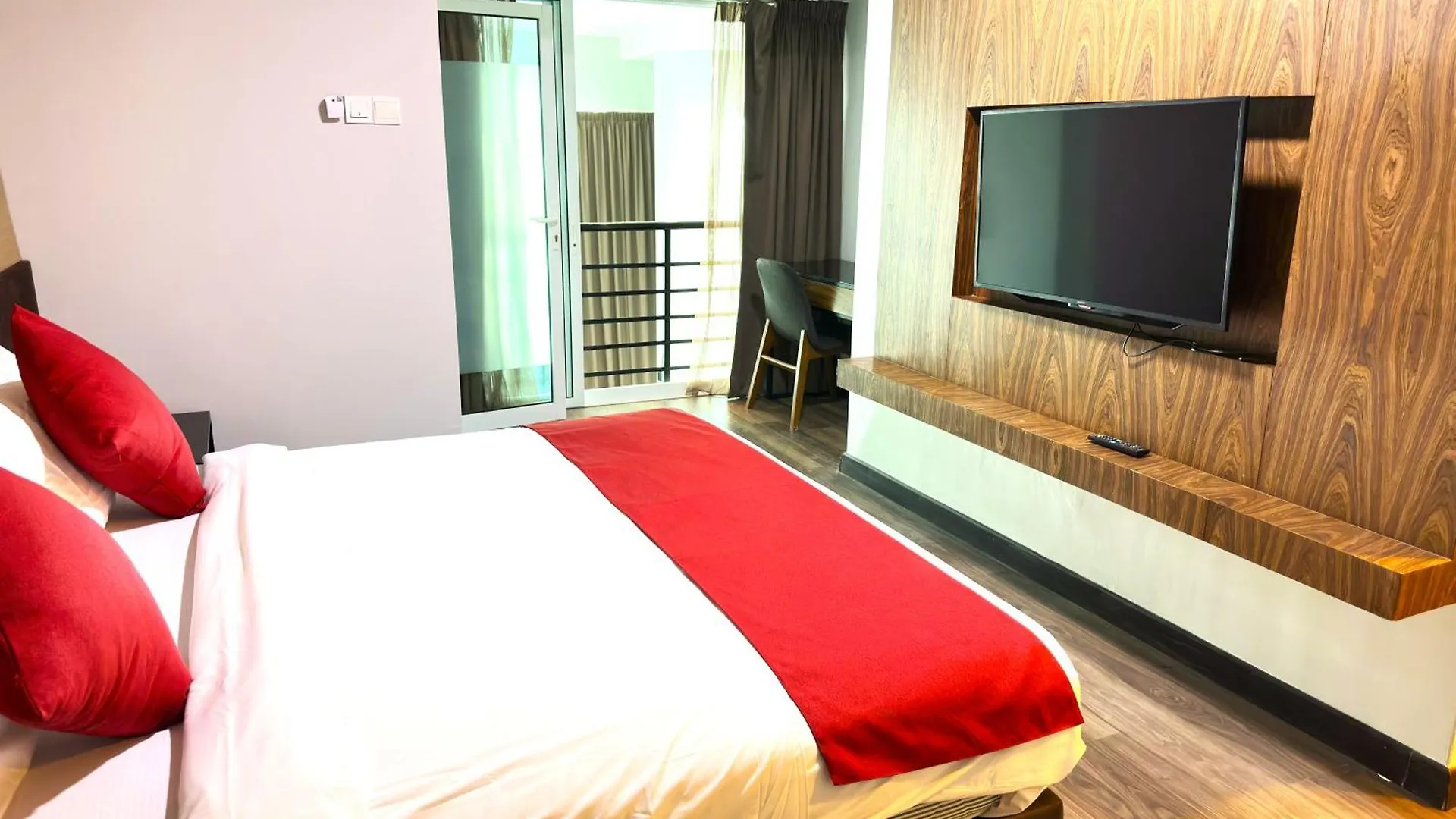 Hotel apartamentowy Happysty By Golden Hour Maritime Suite George Town Malezja