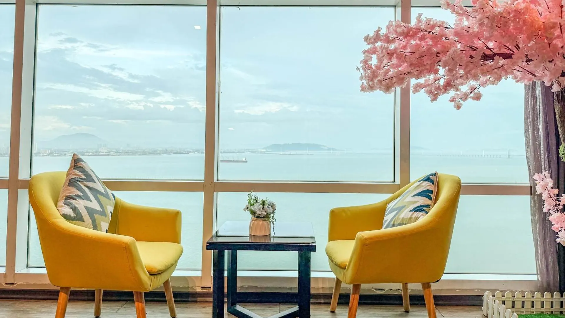 Hotel apartamentowy Happysty By Golden Hour Maritime Suite George Town Malezja