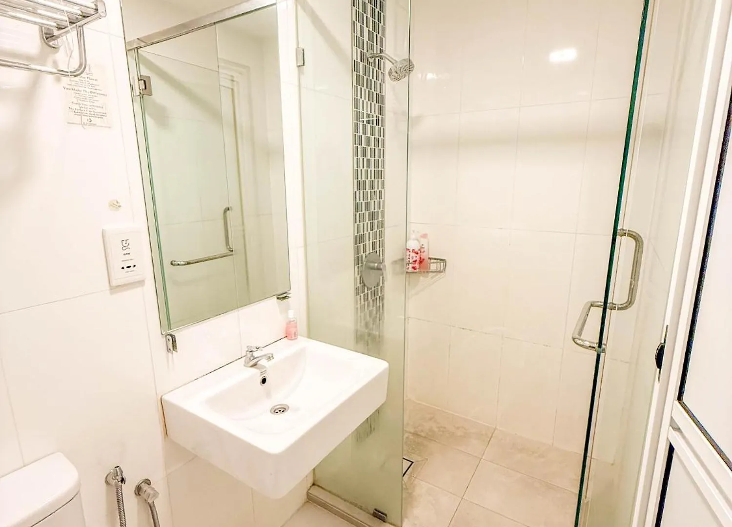 Hotel apartamentowy Happysty By Golden Hour Maritime Suite George Town