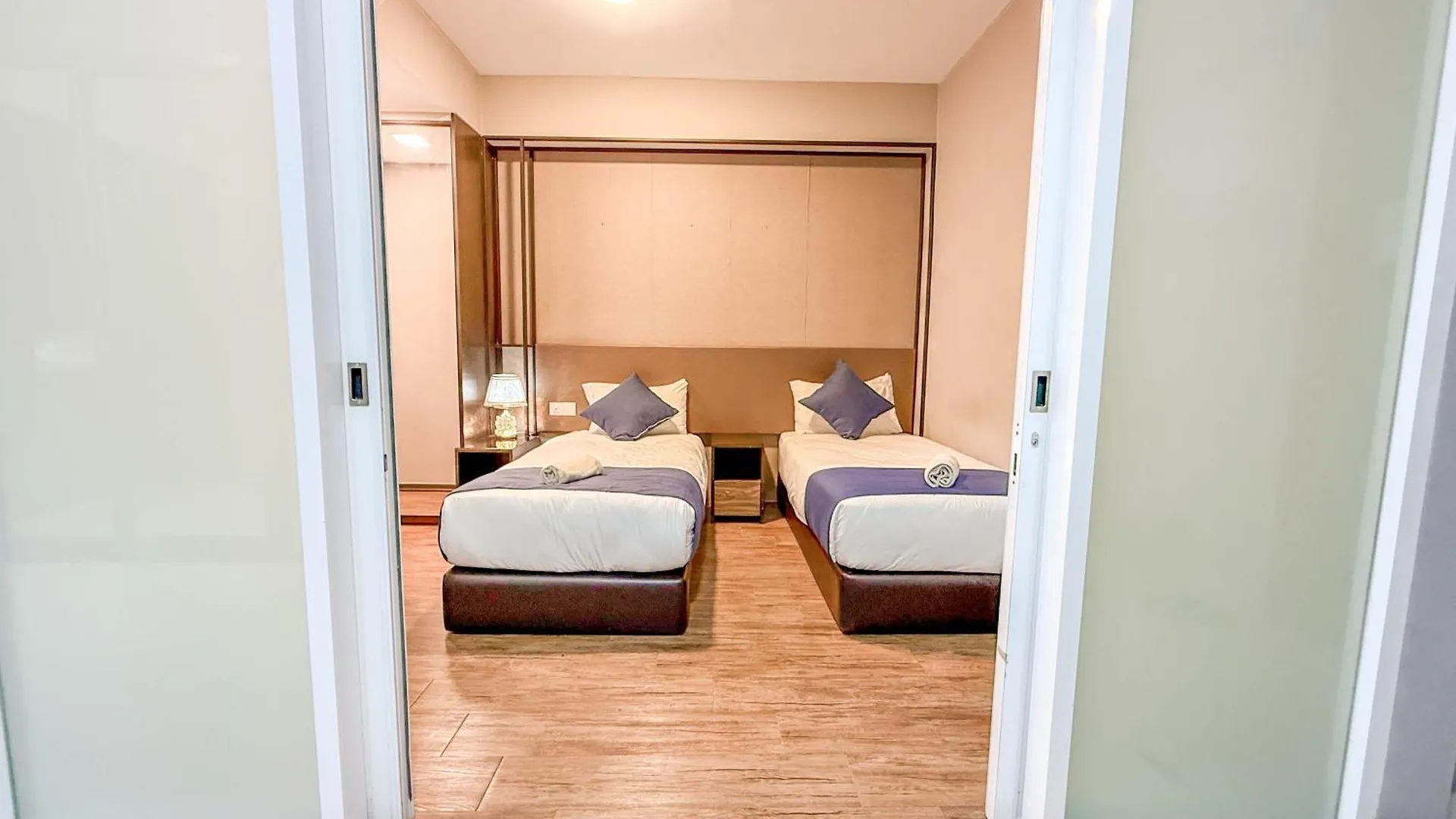 Happysty By Golden Hour Maritime Suite George Town